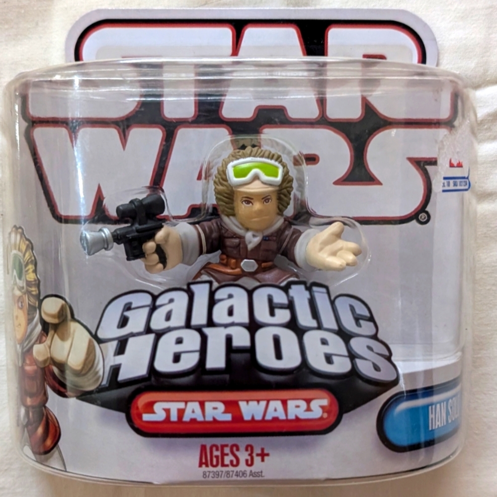 NWT Star Wars Galactic Heroes Han Solo (Hoth) Action Figure
